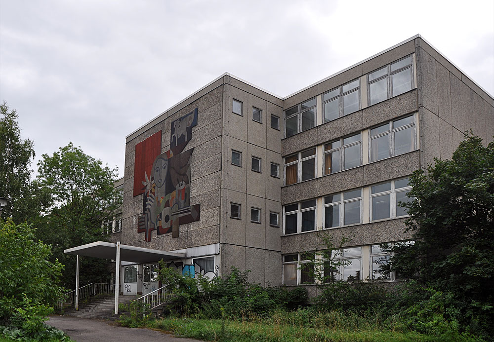 ungenutze Schule Leipzig Süd-Ost ungenutze Schule Leipzig Süd-Ost