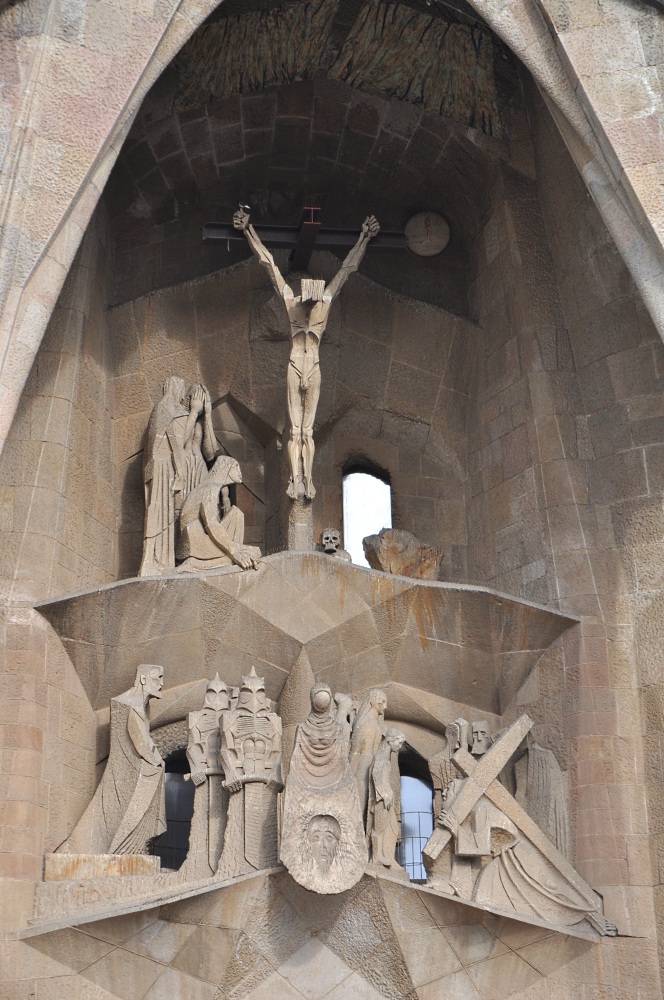 La Sagrada Familia, unverkennbar Gaudi copyright by peter egelkraut