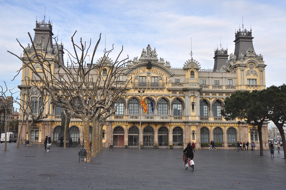 Barcelona, alte Hafenmeisterei copyright by peter egelkraut