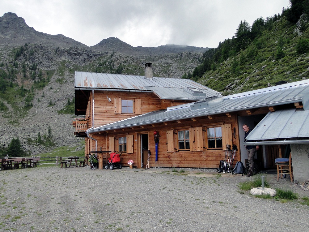 Klosteralm, Rasthaus